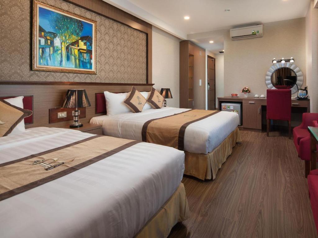 Royal Palace Hotel Tuyen Quang Exterior foto